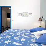 Myrto Apartman